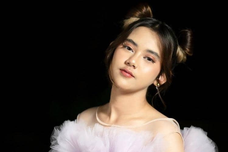 instagram.com/zivamagnolya