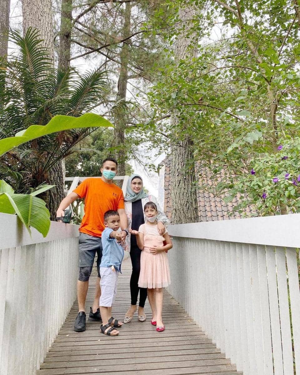 Instagram.com/mumtaz.rais