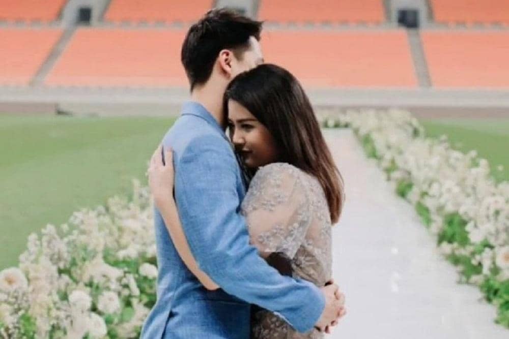 Twitter.com/starfess