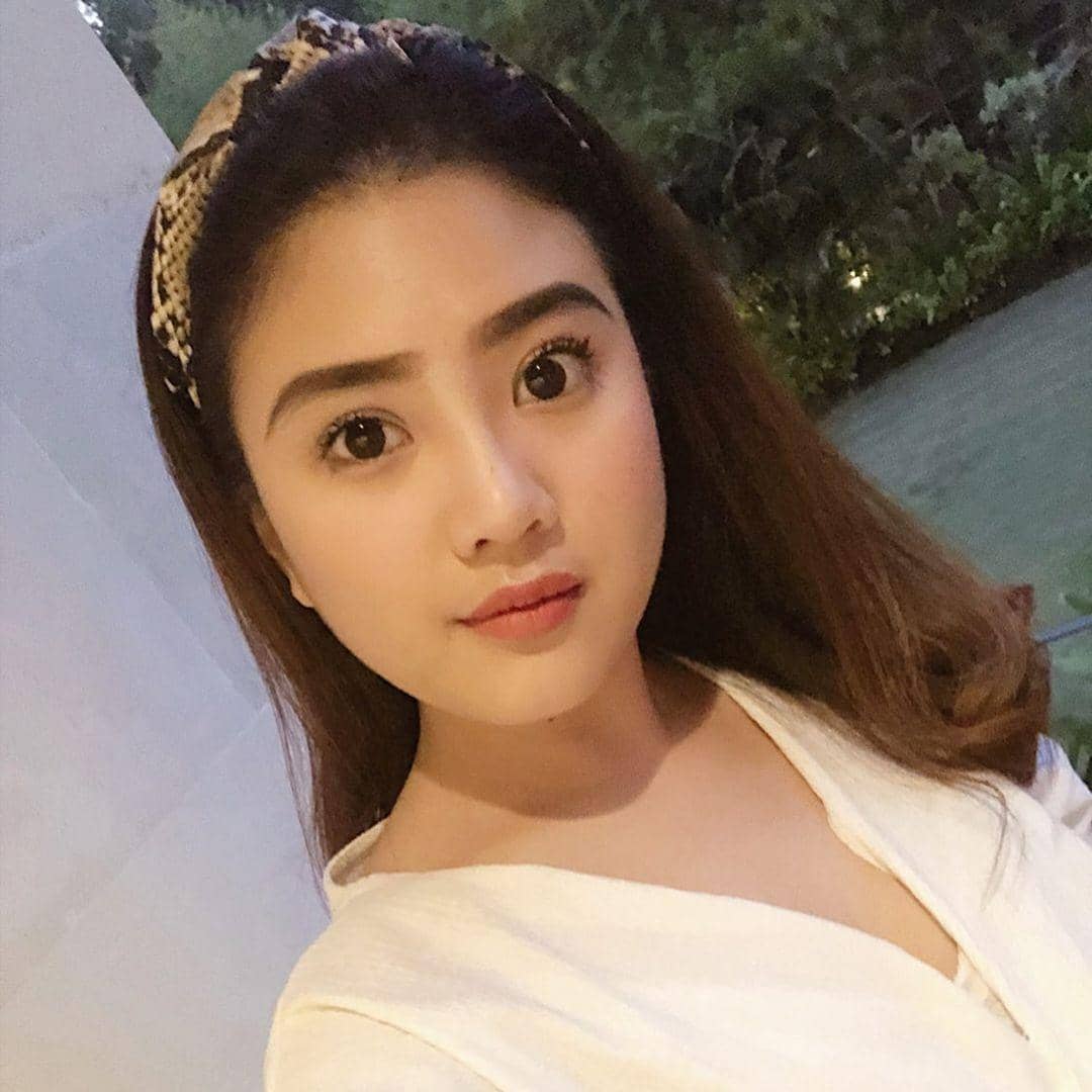 instagram.com/valenciatanoe