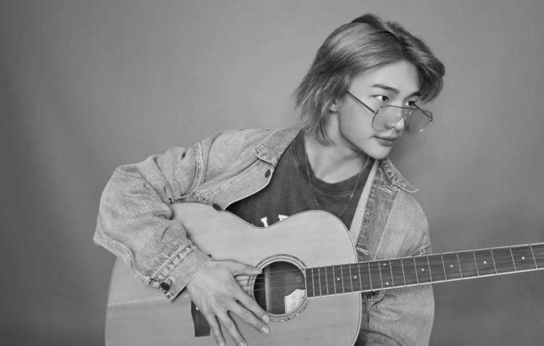 Instagram.com/realstraykids