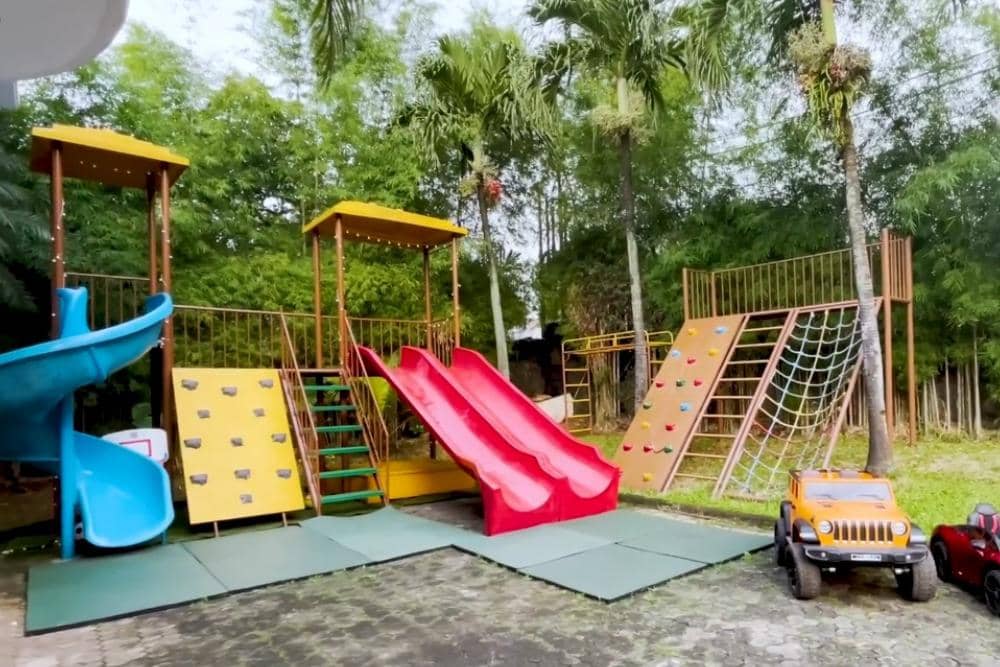 youtube.com/c/TasyiAthasyia