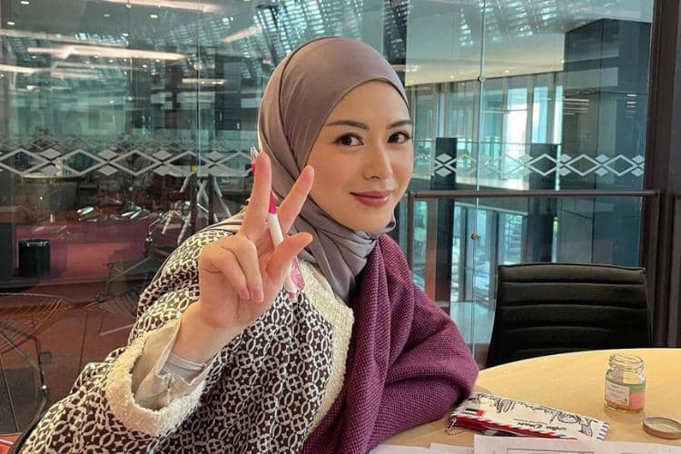 instagram.com/xolovelyayana