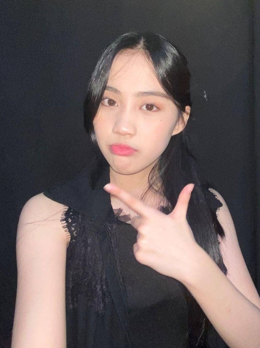 Twitter.com/AM_EllaJKT48