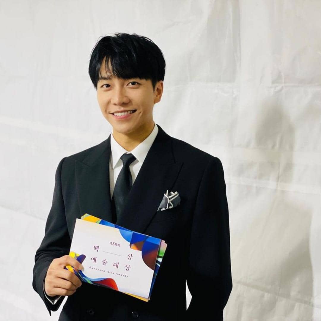 instagram.com/leeseunggi.official