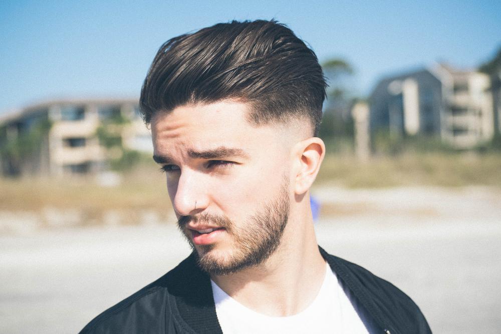 11 Style Rambut Pendek Pria Mudah dan Berwibawa