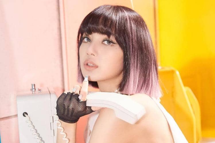 instagram.com/lalalalisa_m