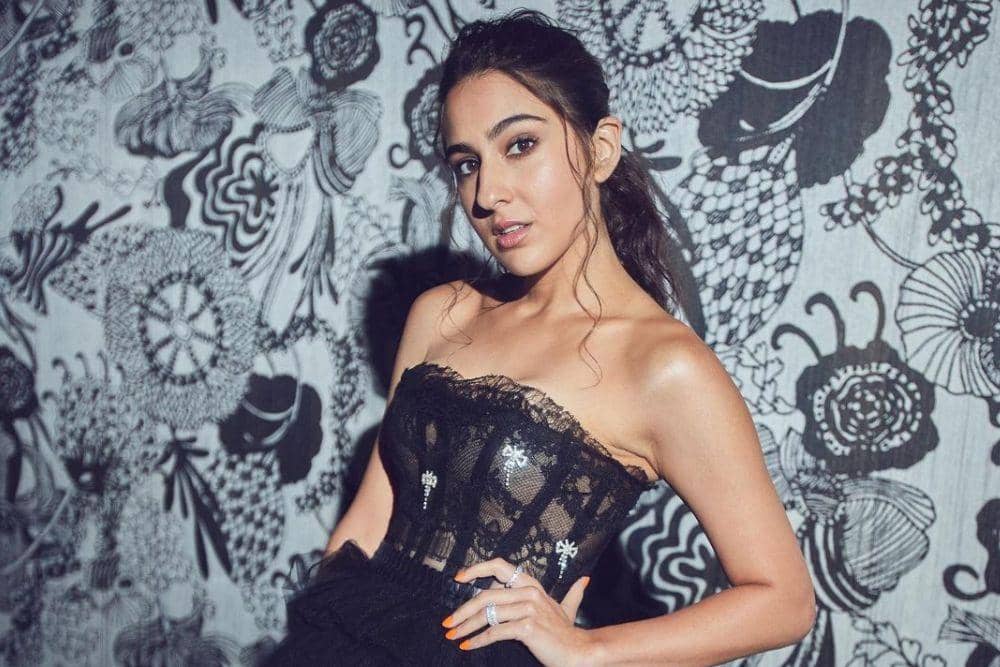 instagram.com/saraalikhan95