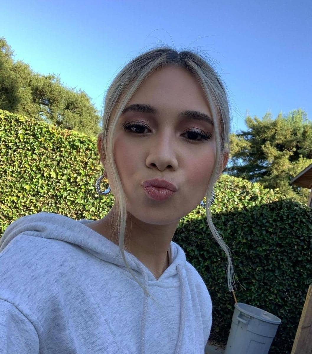 Instagram.com/nikizefanya