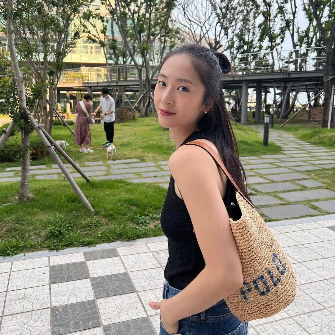 instagram.com/vousmevoyez