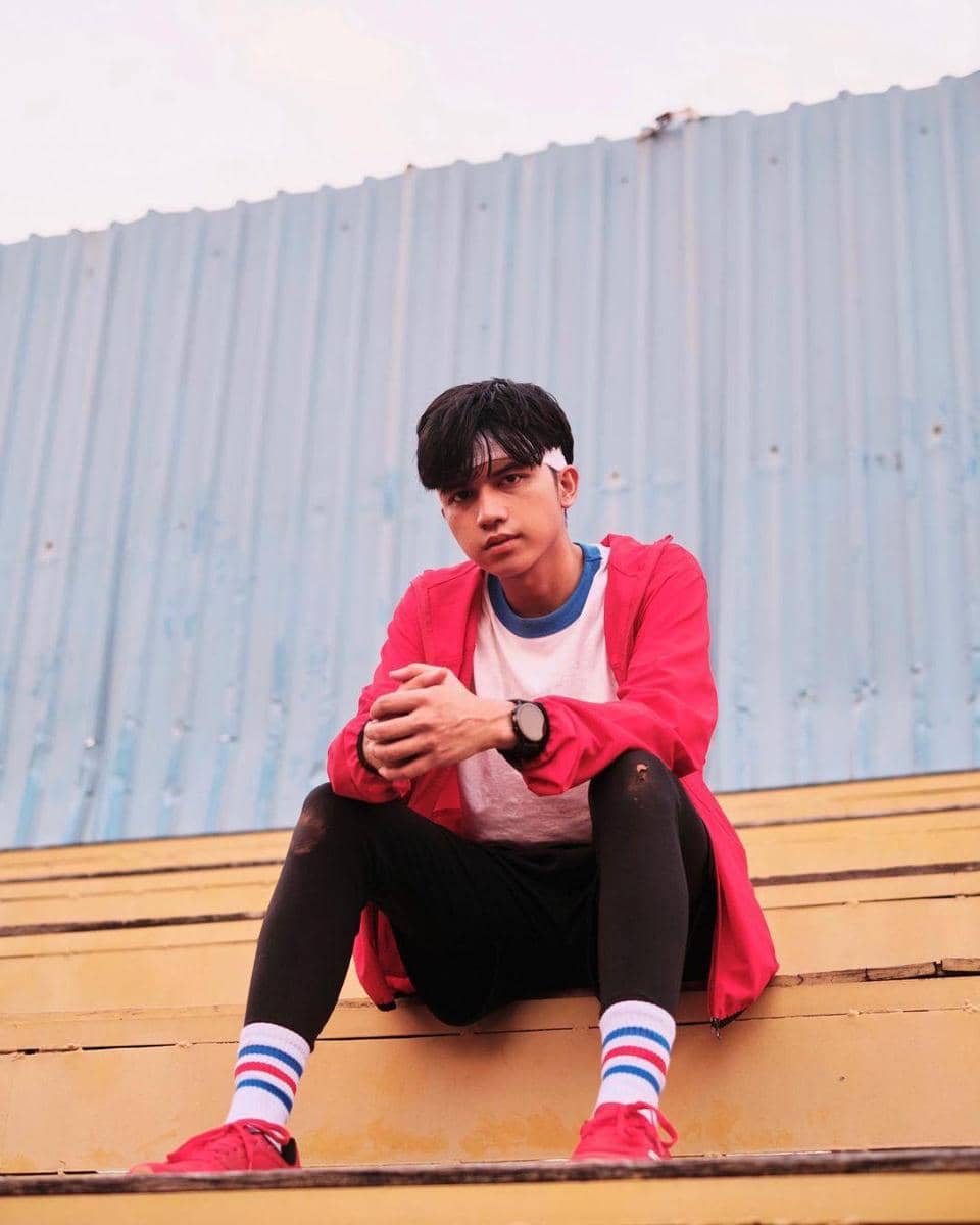 instagram.com/fajri_un1ty