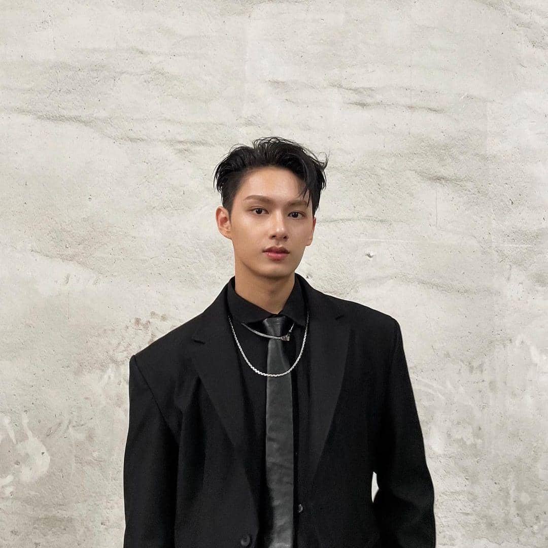 instagram.com/junhui_moon