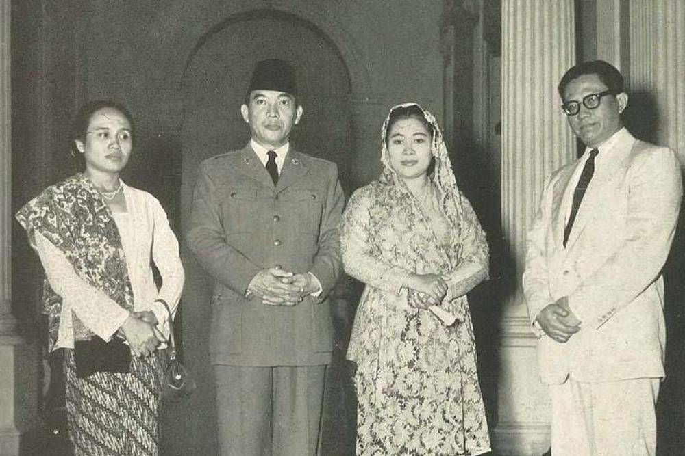 Biografi Fatmawati, Tokoh yang Menjahit Bendera Merah Putih