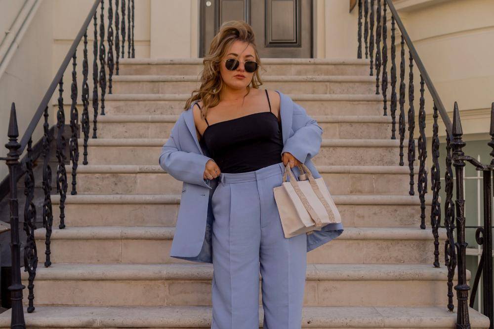 11 OOTD untuk Badan Berisi, Bikin Kamu Makin Stylish dan Percaya Diri!