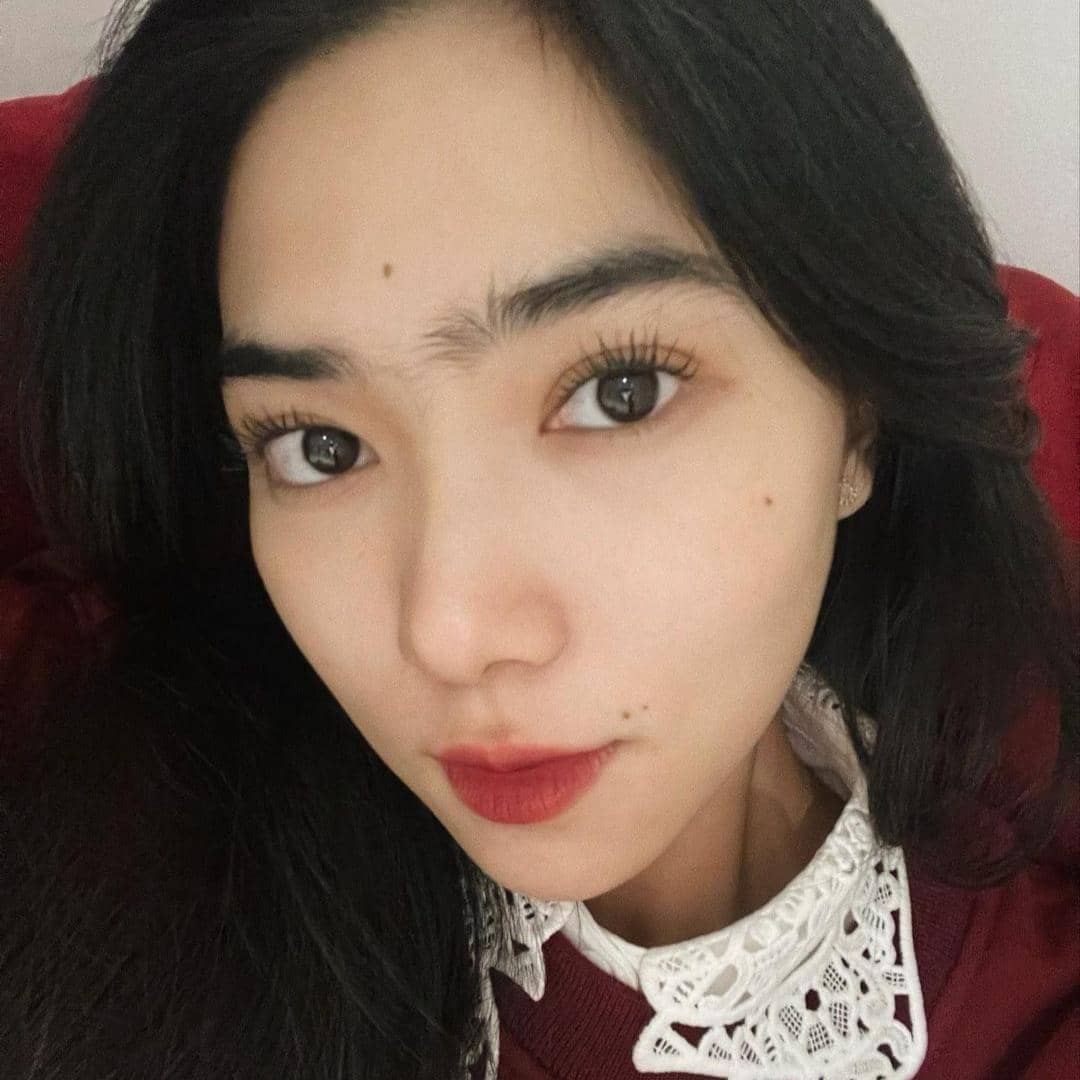 instagram.com/isyanasarasvati