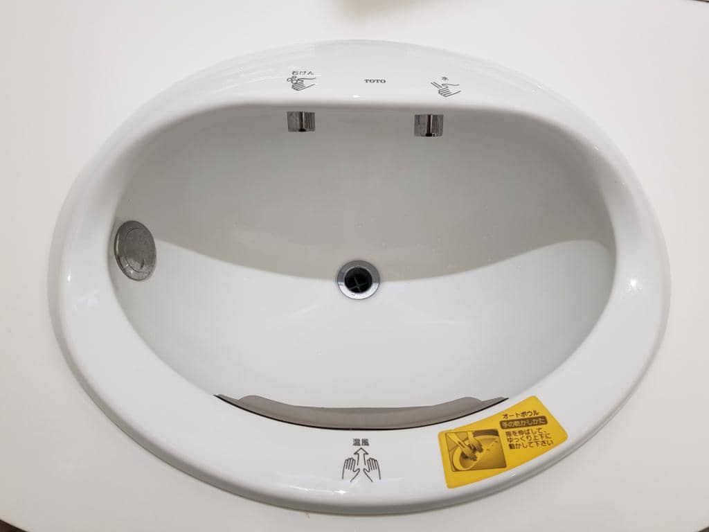 Twitter.com/RichardKerz