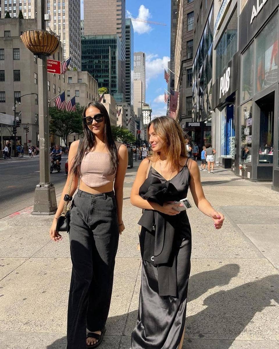 Instagram.com/pevpearce