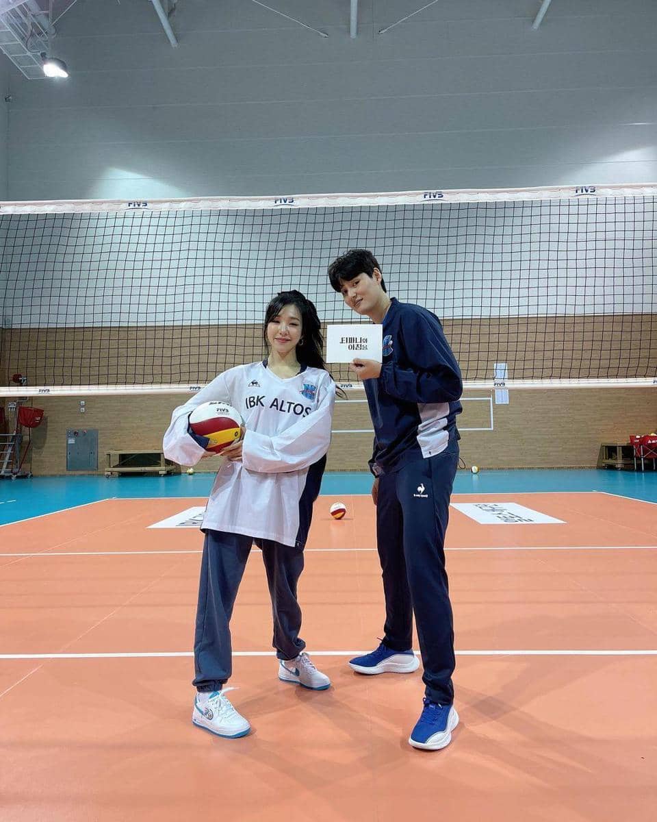 instagram.com/tiffanyyoungofficial