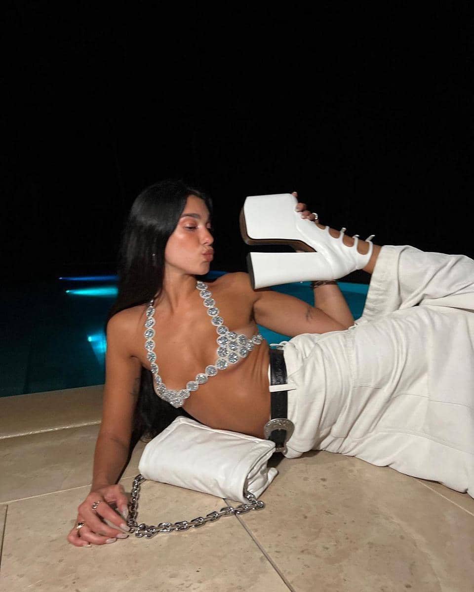 instagram.com/dualipa