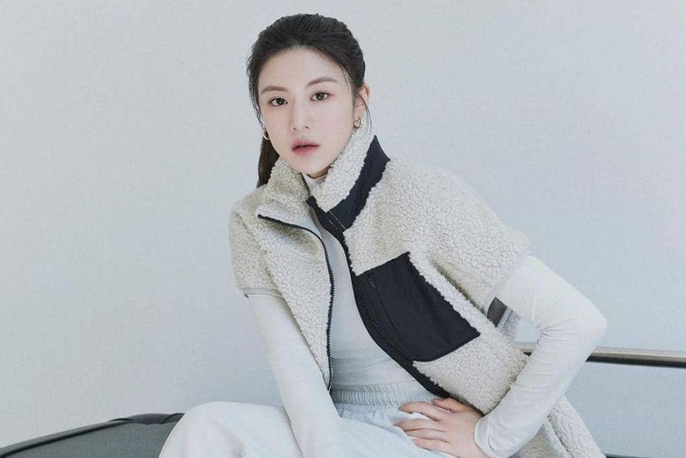 instagram.com/goyounjung