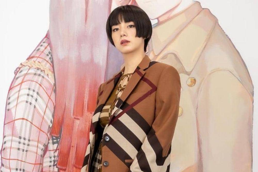 instagram.com/elaiza_ikd