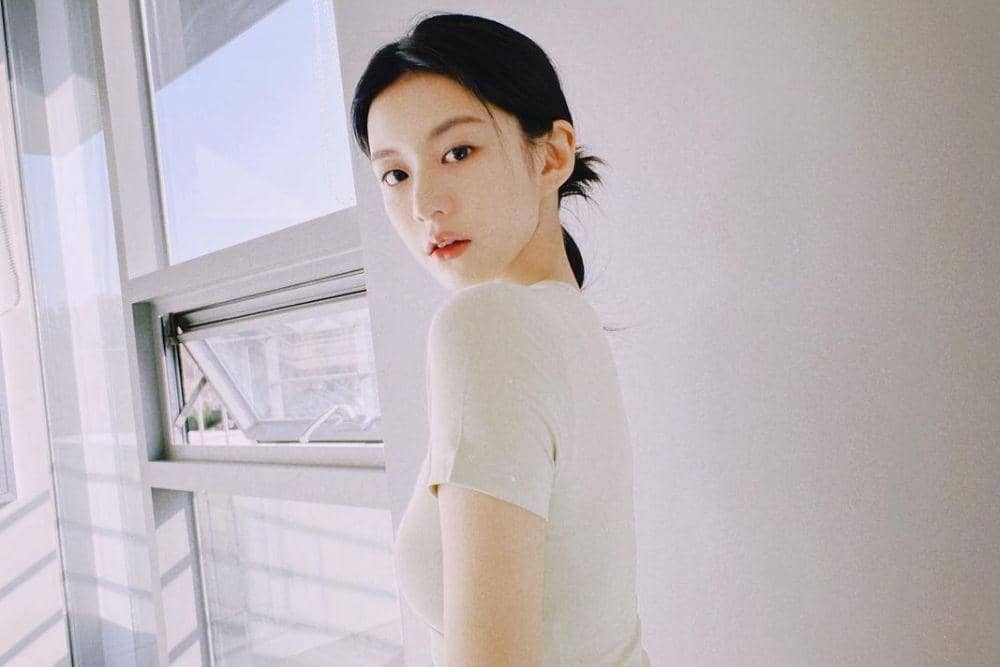 instagram.com/goyounjung