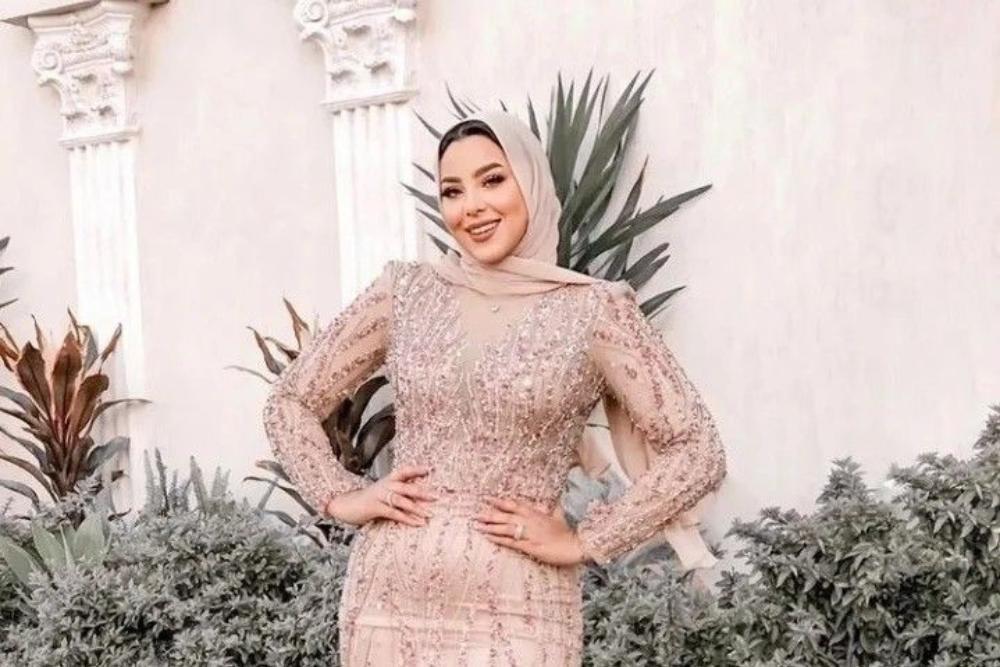 13 Model Baju Brokat untuk Orang Gemuk agar Terlihat Langsing