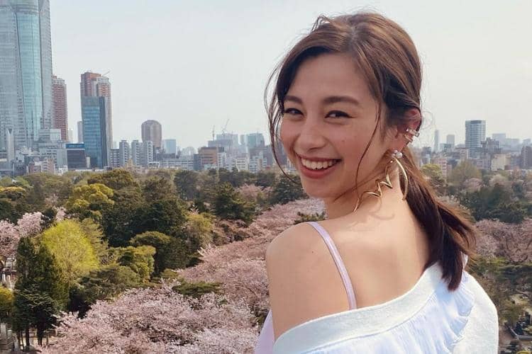 instagram.com/nakajo_ayami