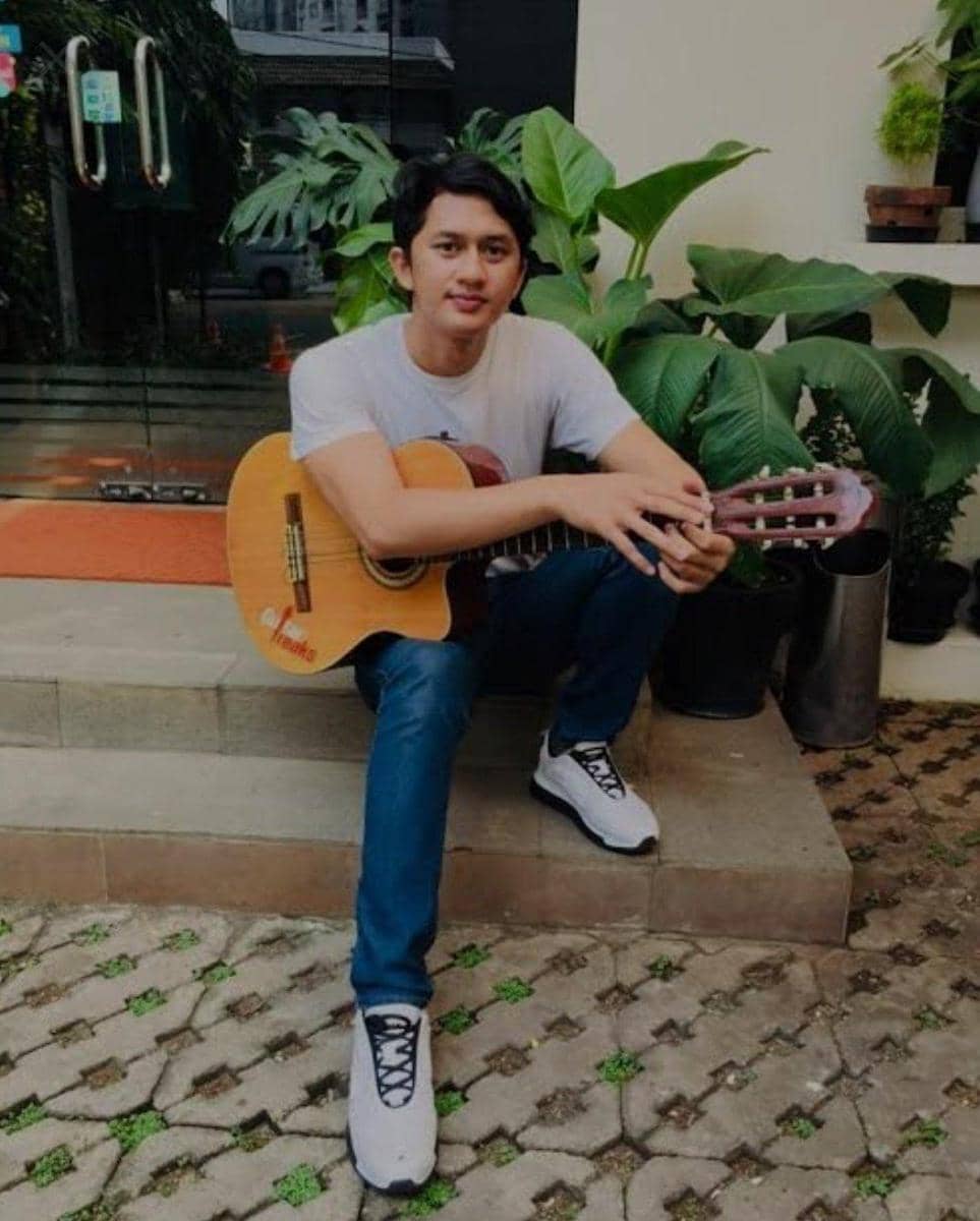 twitter.com/SonNarutoLuffy - Instagram Khafi Maheza