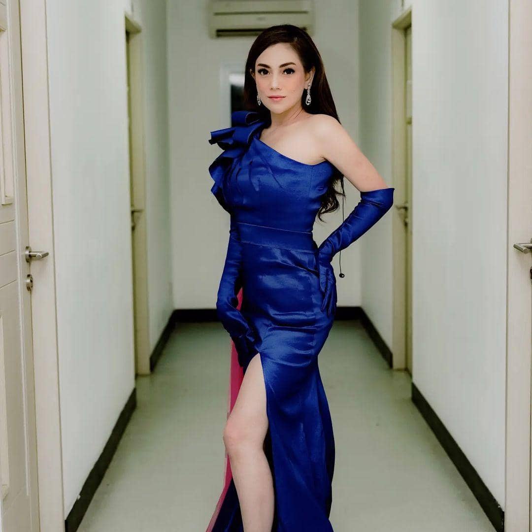 instagram.com/celine_evangelista