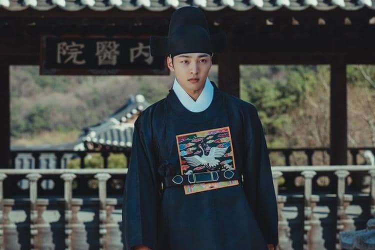 instagram.com/real.be