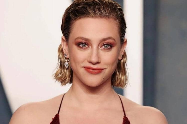 instagram.com/lilireinhart