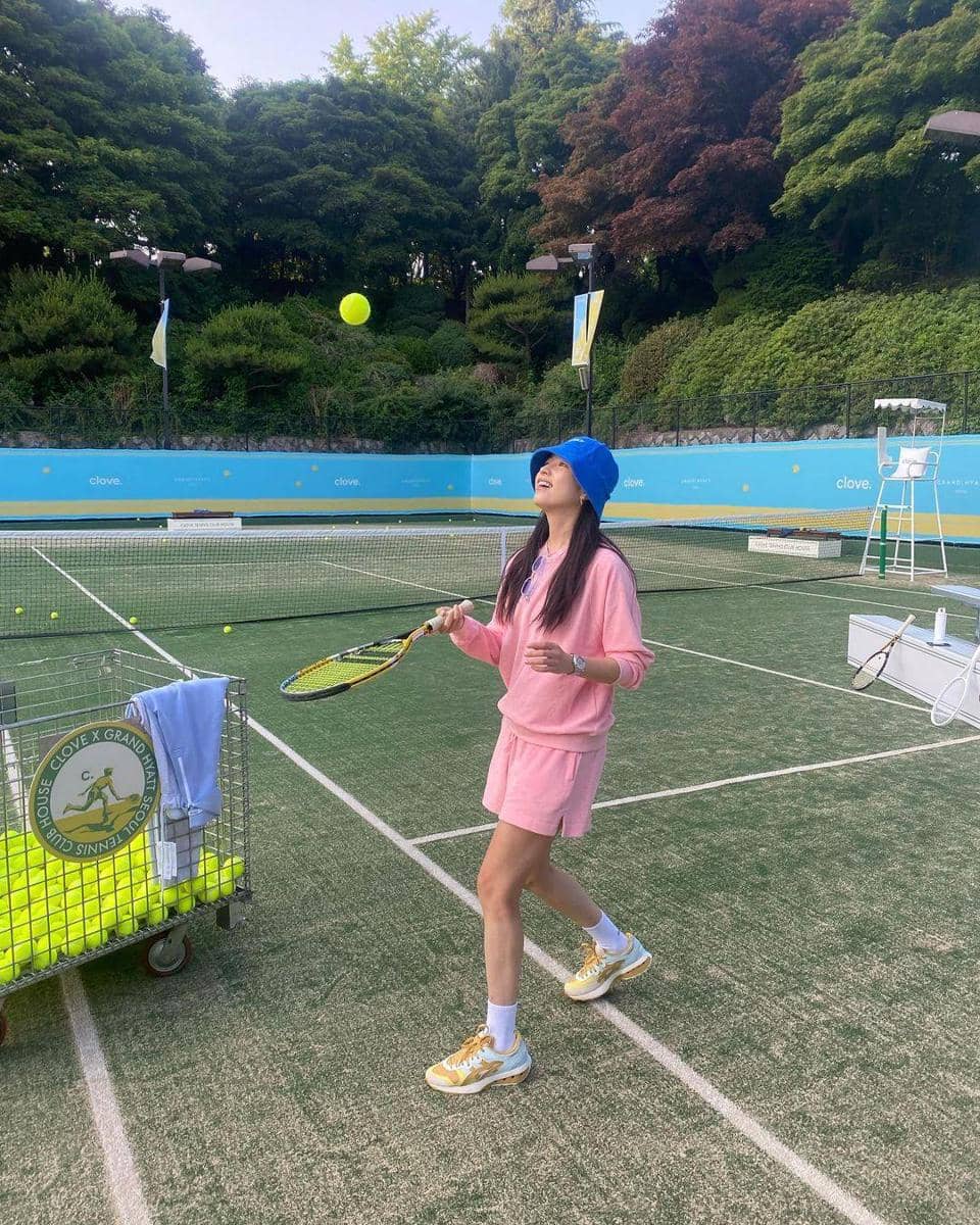 instagram.com/hanhyojoo222