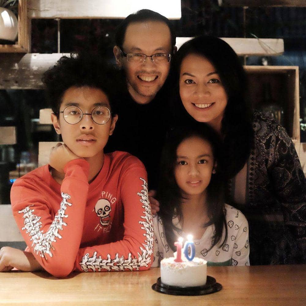 Instagram.com/deelestari