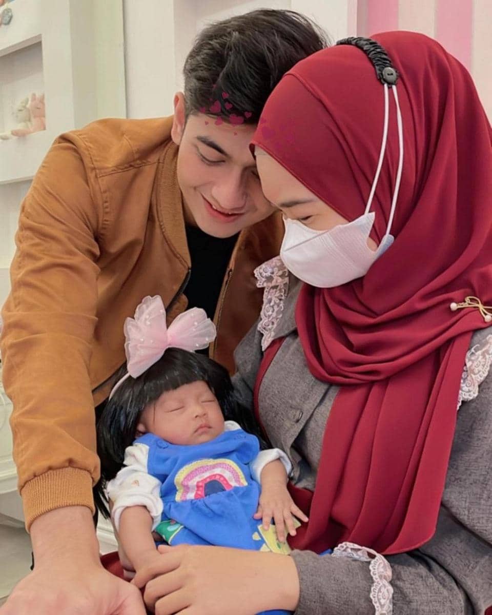 Instagram.com/riaricis1795