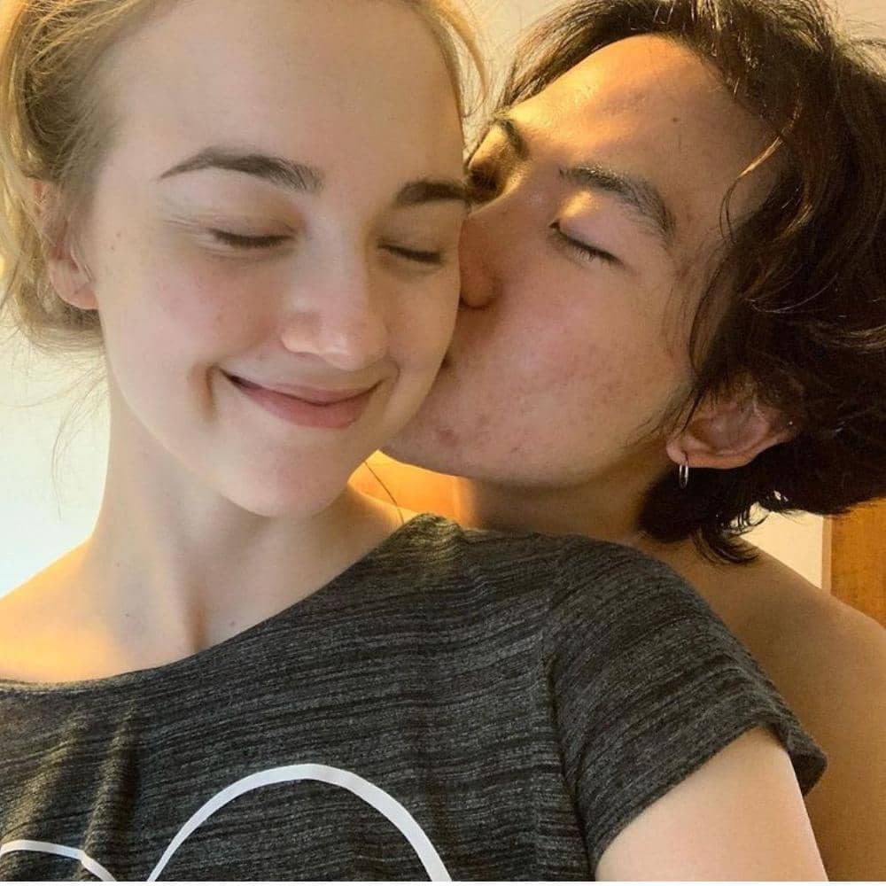 Instagram.com/hojusara