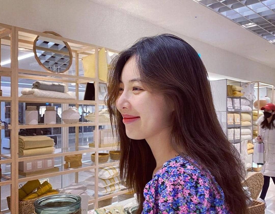 Instagram.com/hyunah_aa