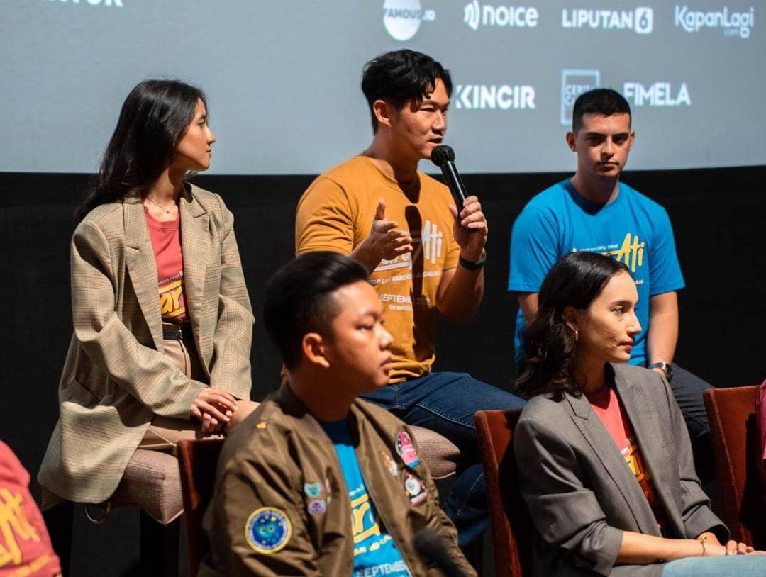 Dok. Base Entertainment