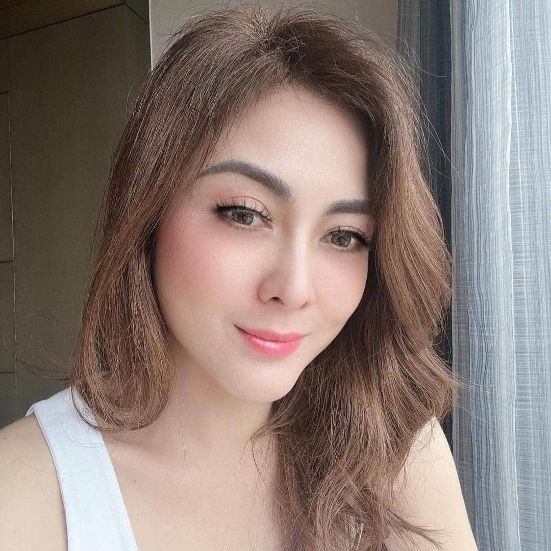 instagram.com/dhenaaldhaliadevanka