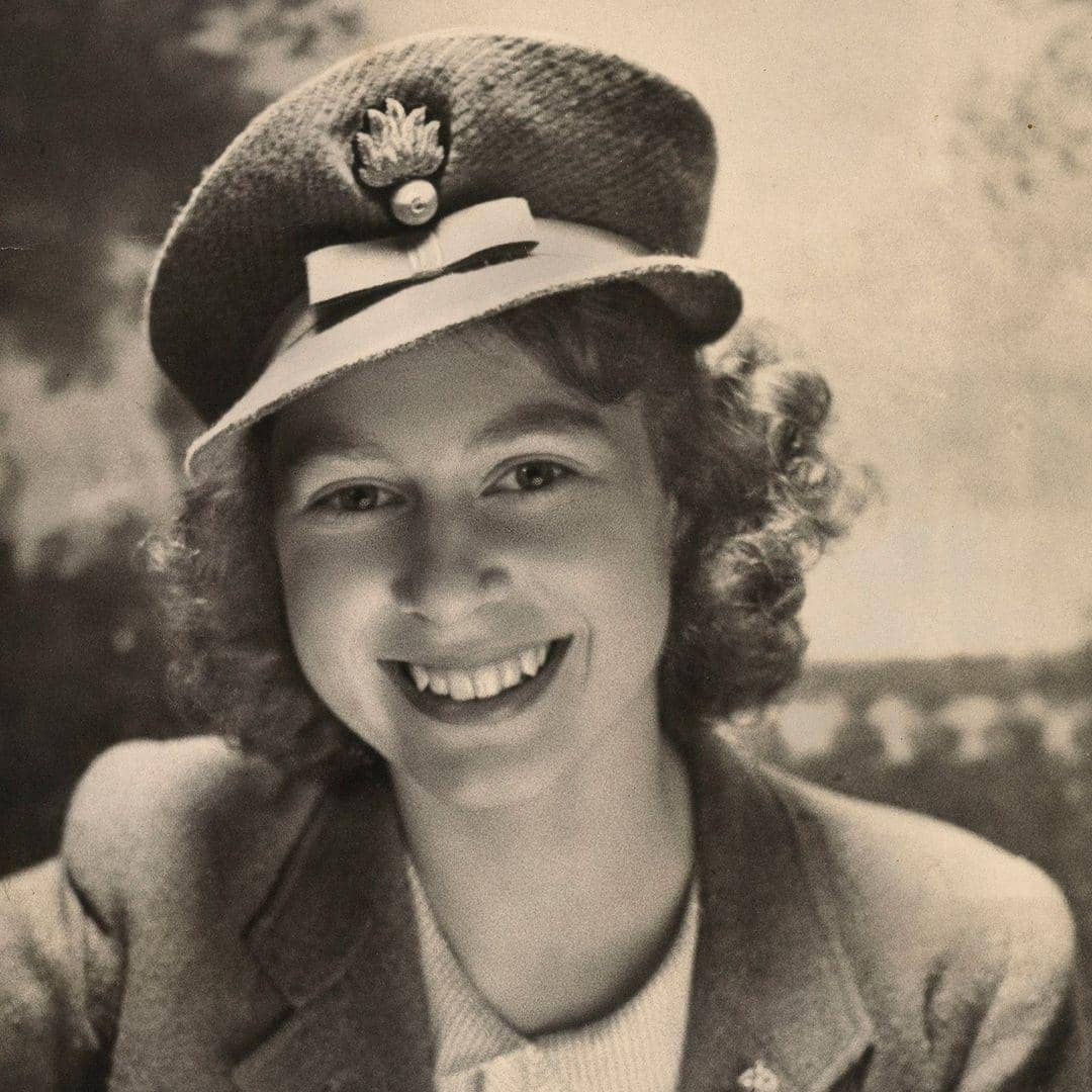 instagram.com/royalcollectiontrust