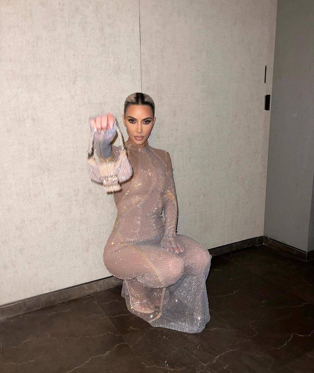 instagram.com/kimkardashian