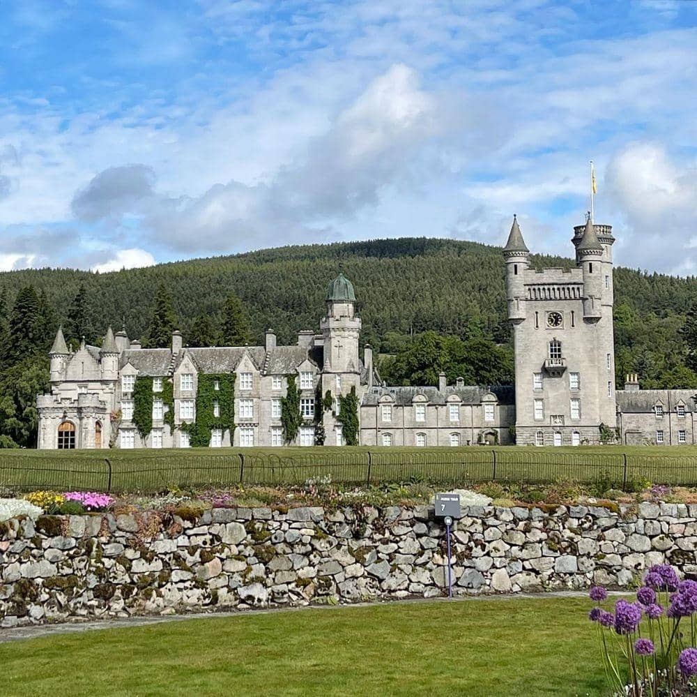 Twitter.com/Balmoral_Castle