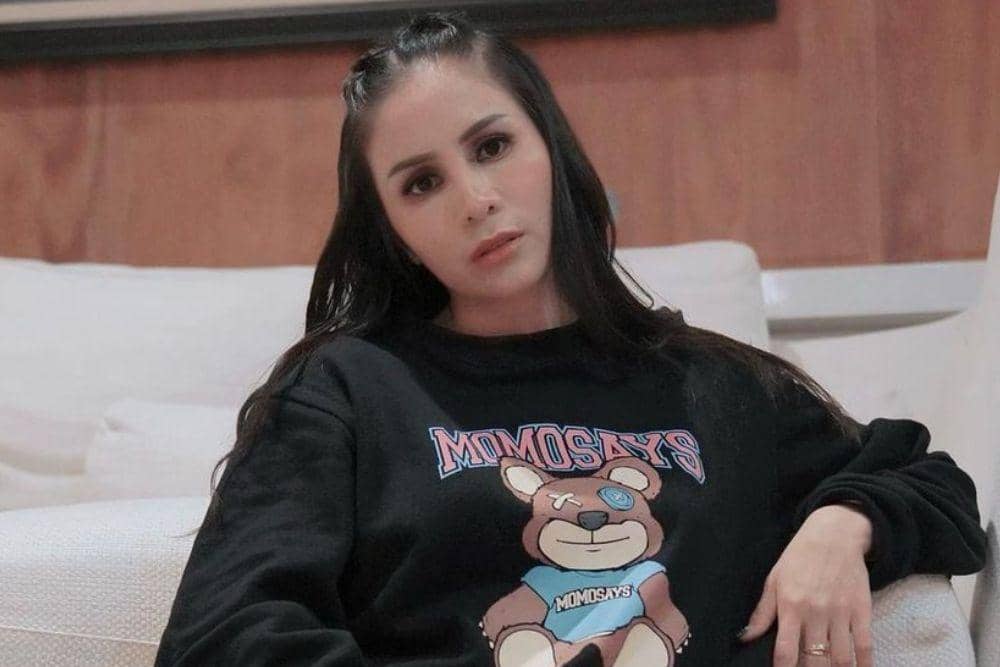 instagram.com/therealmomogeisha