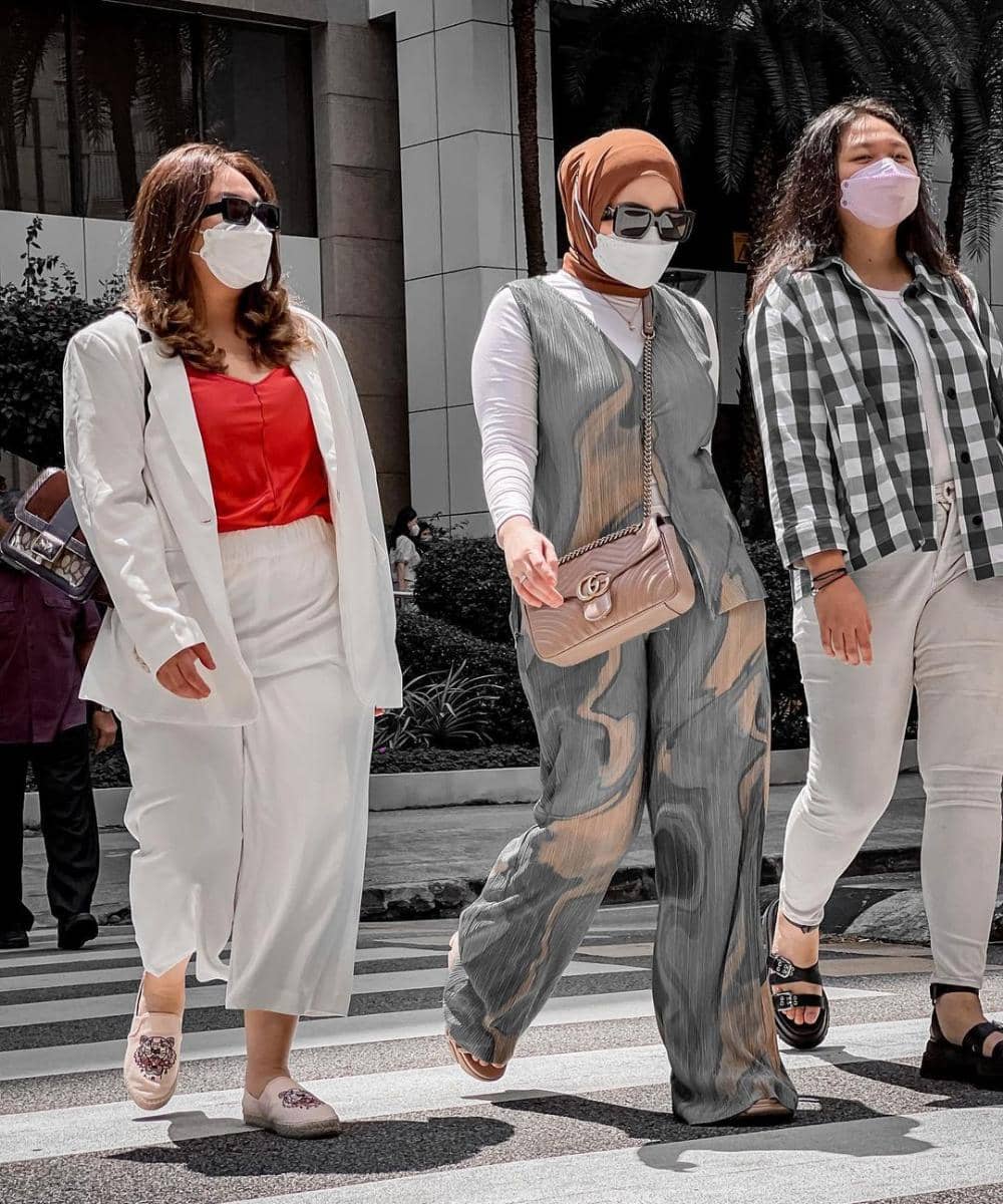 Instagram.com/nathalieholscher