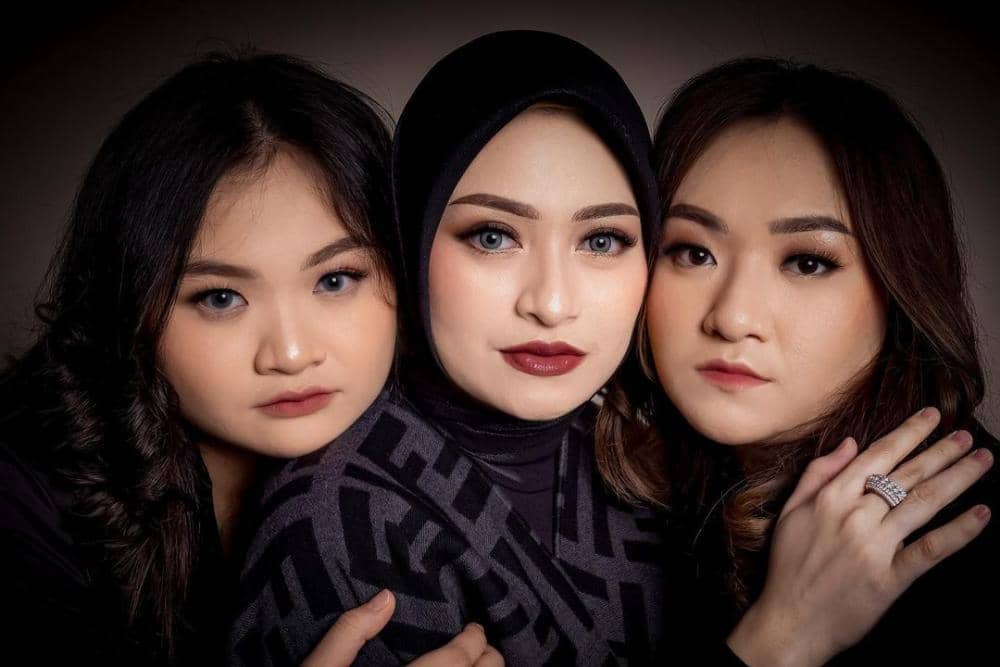 Instagram.com/nathalieholscher