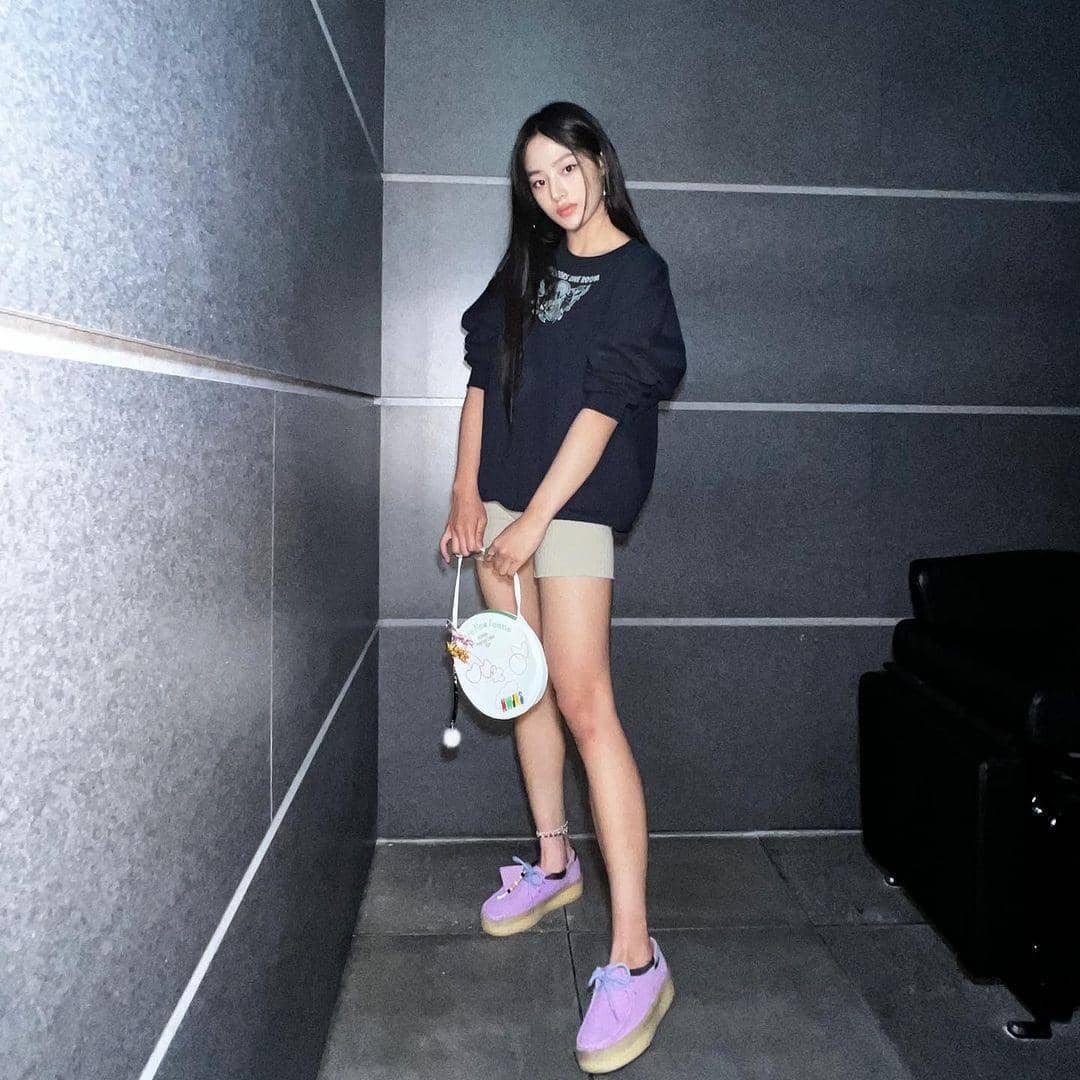 instagram.com/newjeans_official