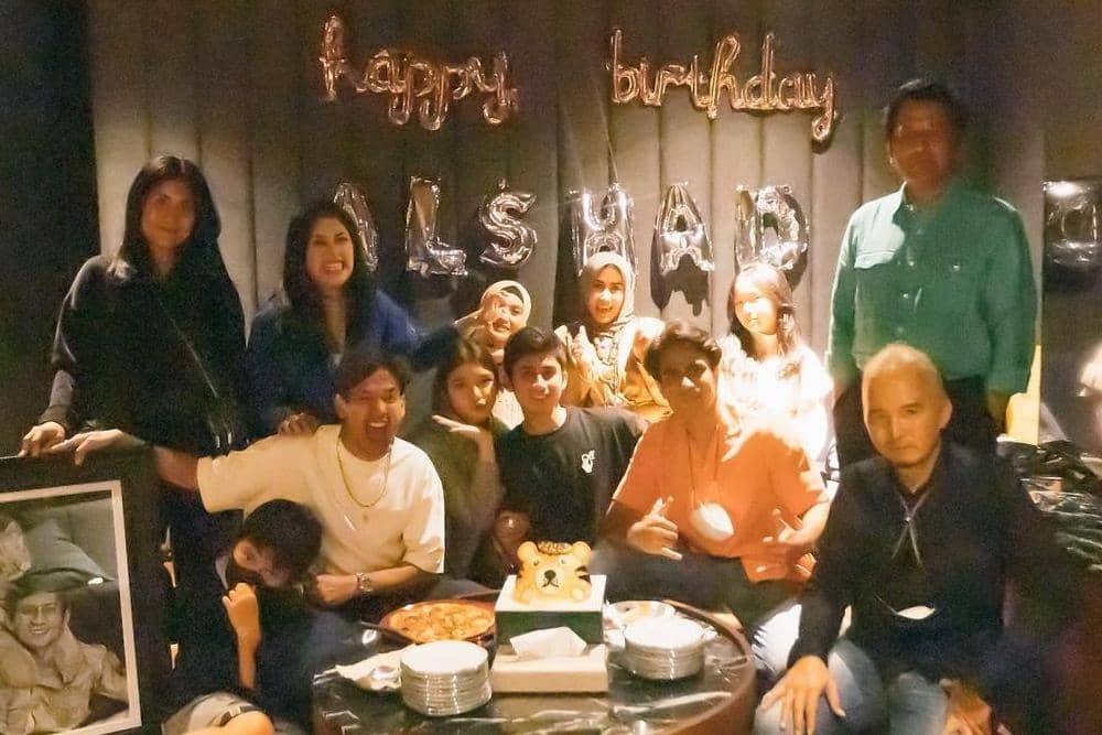 Instagram/ tiaraandini