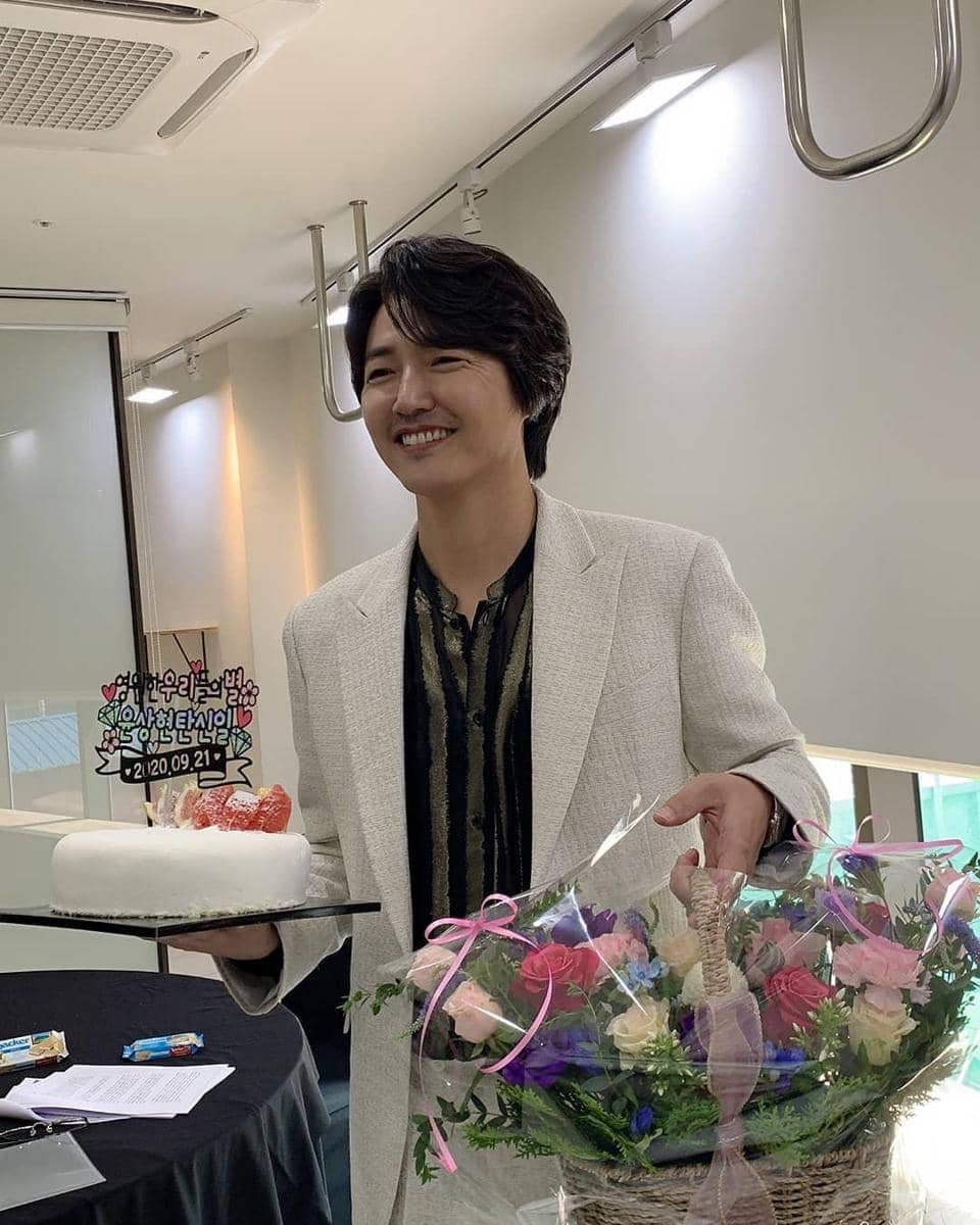 instagram.com/yoonsanghyun0921