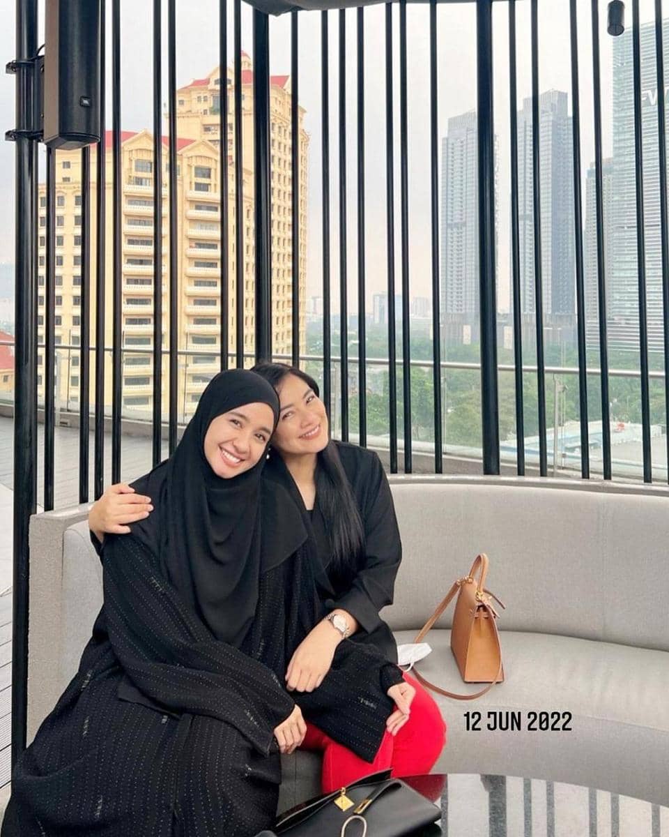 Instagram.com/laudyacynthiabella