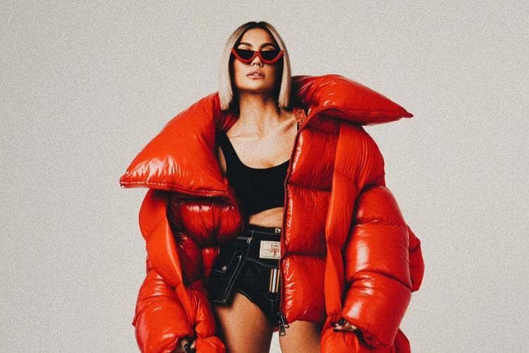 instagram.com/agnezmo